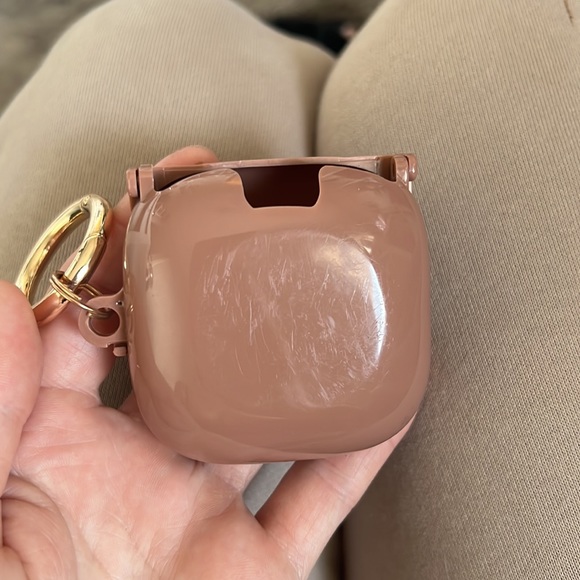 BEATS FIT PRO CASE COVER / KEYCHAIN - Picture 4 of 5